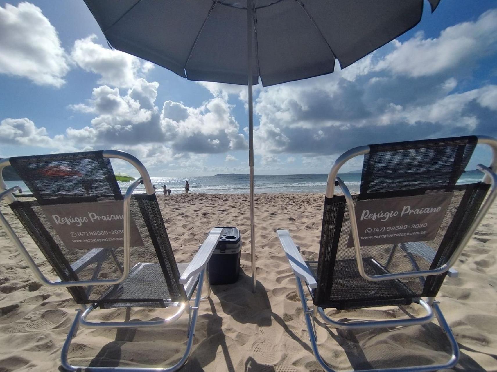Refugio Praiano Em Bombinhas - Aluguel Temporada ภายนอก รูปภาพ
