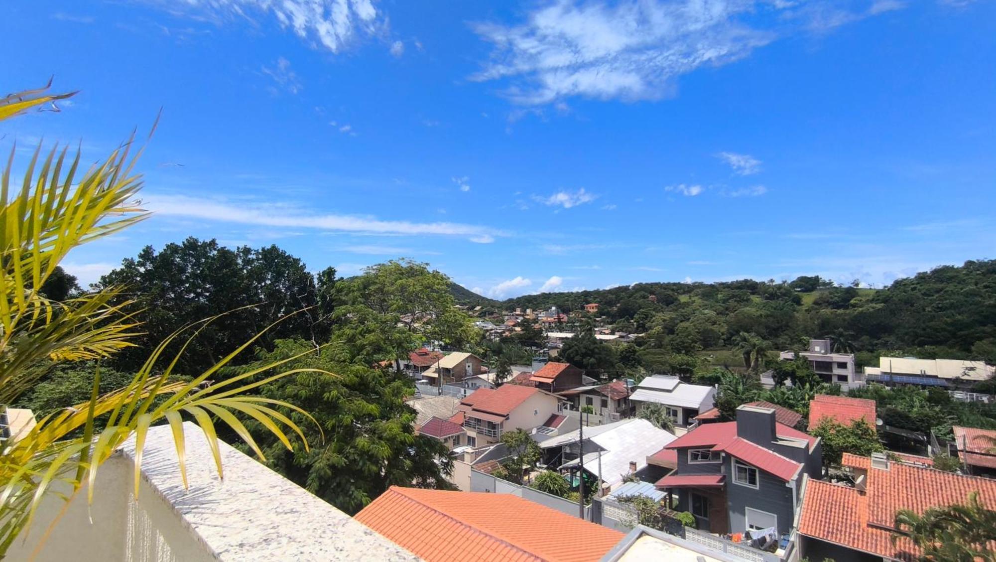 Refugio Praiano Em Bombinhas - Aluguel Temporada ภายนอก รูปภาพ